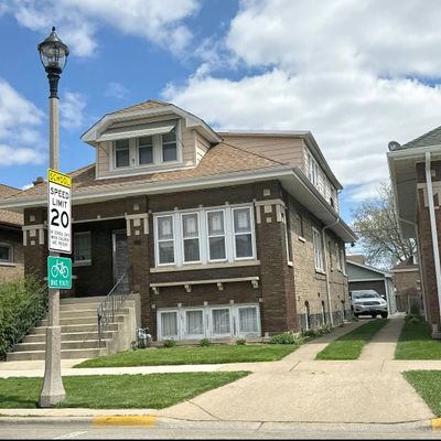 2335 East Ave, Berwyn, IL 60402