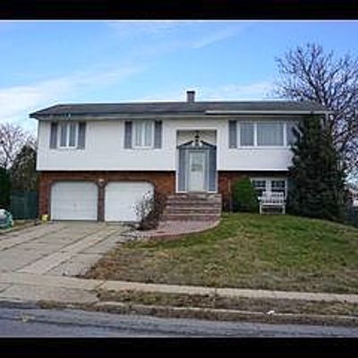 3 Eisenhower Rd, Centereach, NY 11720