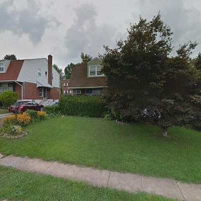 305 Dartmouth Dr, Norristown, PA 19401