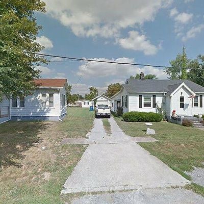 308 W Moore Pl, Mc Leansboro, IL 62859