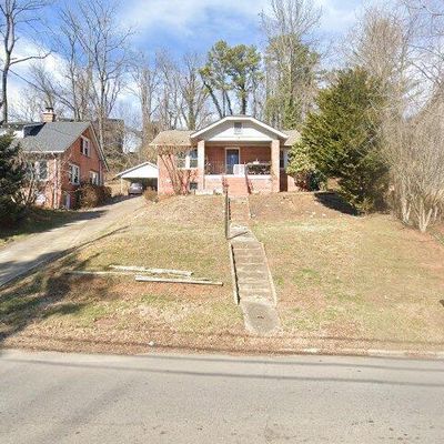 481 Sand Hill Rd, Asheville, NC 28806