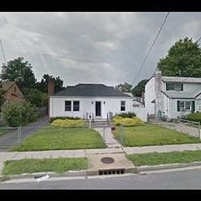 388 Maplegrove Ave, Uniondale, NY 11553