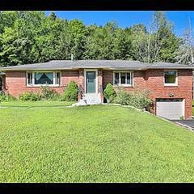 39 Edgewood Pl, South Fallsburg, NY 12779