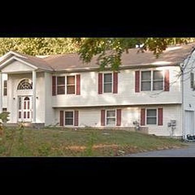 4 Algonquin Cir, Airmont, NY 10952