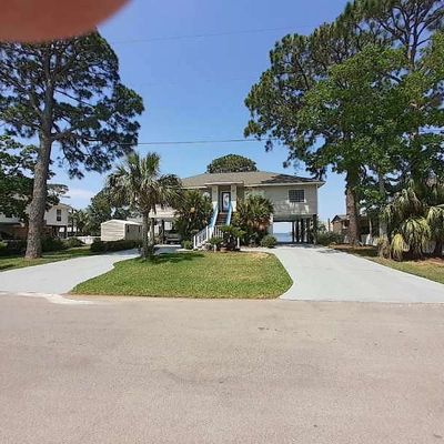 5501 Bob O Link Rd, Pensacola, FL 32507