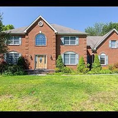 5 Benedict Pl, Carmel, NY 10512