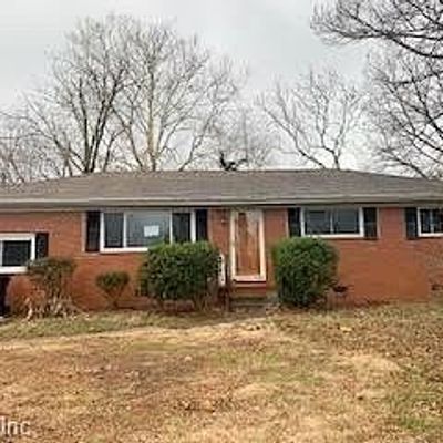 5040 Paine Ln, Virginia Beach, VA 23455