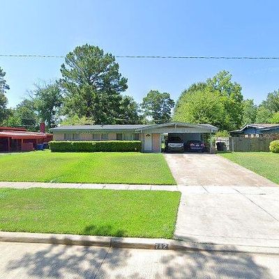 742 Woodmont Pl, Shreveport, LA 71108