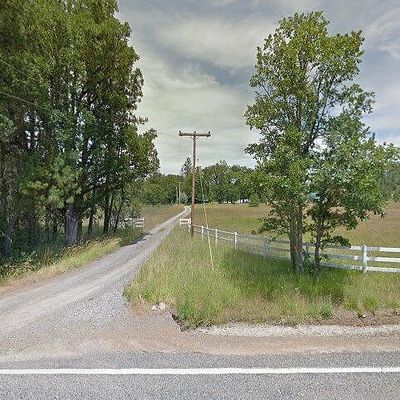 776 Kirkham Rd, Cave Junction, OR 97523