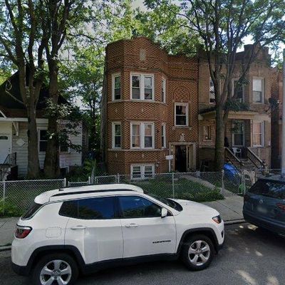 6745 S May St, Chicago, IL 60621