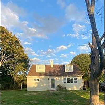 715 Taylor Ave, East Patchogue, NY 11772