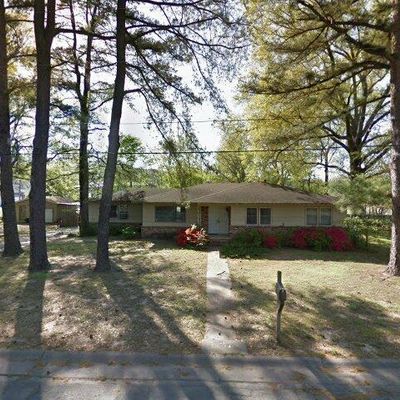 105 N Hastings Ave, Russellville, AR 72801