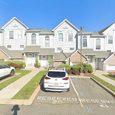 20 Victory Ct, Dover, NJ 07801