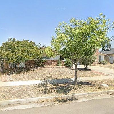 1830 W Fountain Way, Fresno, CA 93705