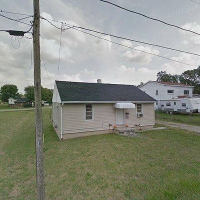 290 N Sycamore St, Union City, OH 45390