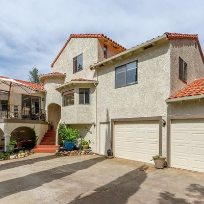 3030 Camino Heights Dr, Camino, CA 95709