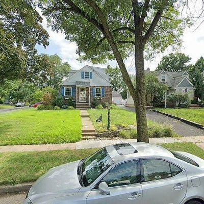 320 Walnut St, Middlesex, NJ 08846