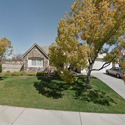 500 Marsh Hawk Dr, Folsom, CA 95630