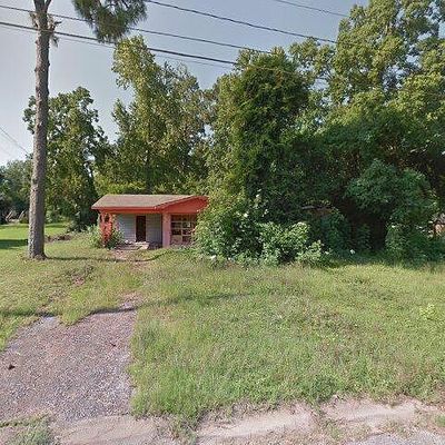 7243 Peachtree Ave, Mobile, AL 36618