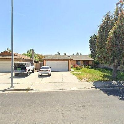 808 Moss Ct, Santa Maria, CA 93454