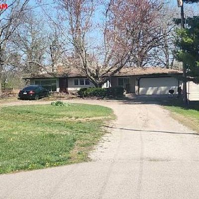 11209 W Farmington Rd, Hanna City, IL 61536