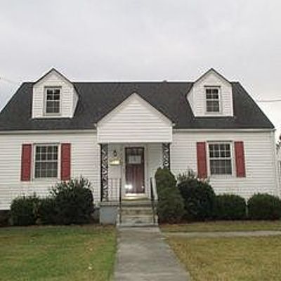 213 Wright Ave, Colonial Heights, VA 23834