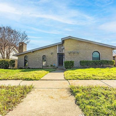 338 Wildbriar Dr, Garland, TX 75043