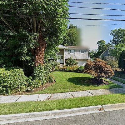 350 Coventry Rd N, West Hempstead, NY 11552