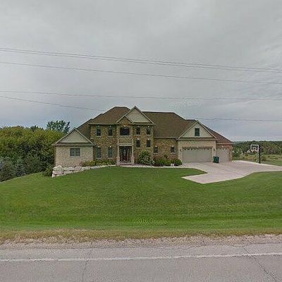 3675 Dickinson Rd, De Pere, WI 54115