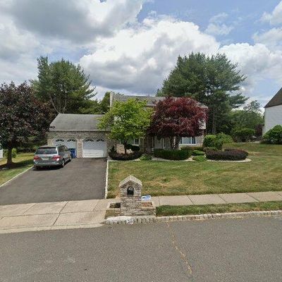 30 Jennifer Ct, Marlboro, NJ 07746