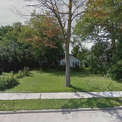 30228 Thomas St, Willowick, OH 44095