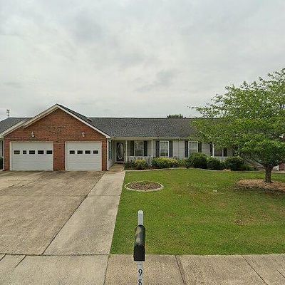 498 Flagstone Dr, Rossville, GA 30741