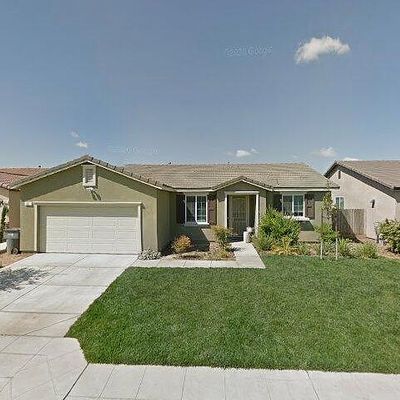 657 S Apricot Ave, Fresno, CA 93727