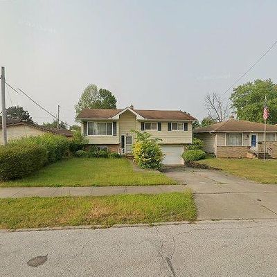 16100 Shirley Ave, Maple Heights, OH 44137