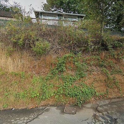 630 Terrell Ave, Bremerton, WA 98312