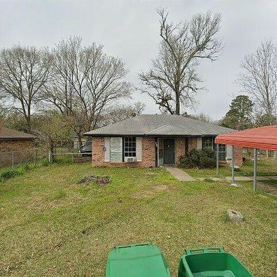 1303 N Mason Ave, Cleveland, TX 77327