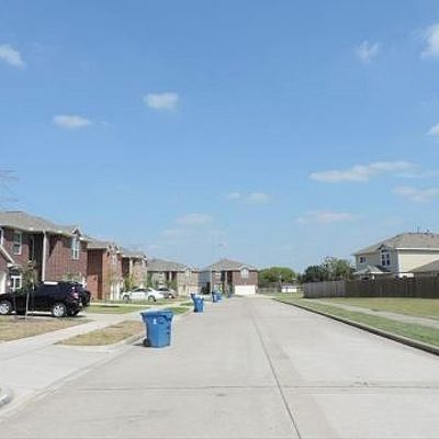 1422 Daffodil Rd, Missouri City, TX 77489