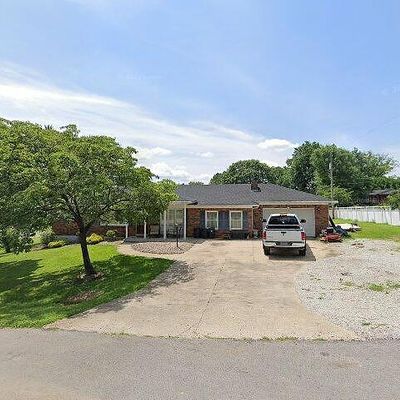 150 Circle Dr, Bardstown, KY 40004