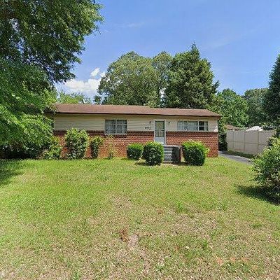 1218 4 Th Street Ln Ne, Hickory, NC 28601