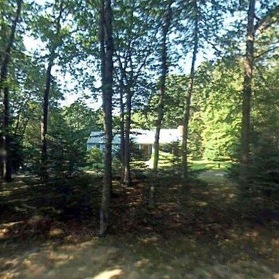 20 Bartman Rd, Higganum, CT 06441