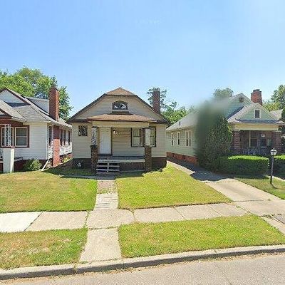 15498 Muirland St, Detroit, MI 48238