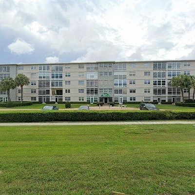 2333 Indian River Blvd #402, Vero Beach, FL 32960