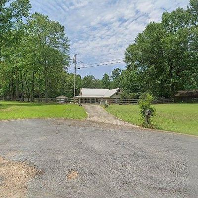 4415 Dogwood Ct, Terry, MS 39170