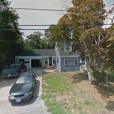 5 Eugene St, East Greenwich, RI 02818