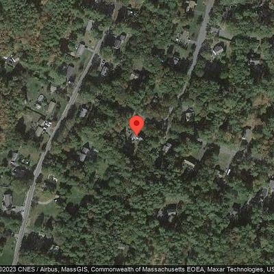 5 Woodhaven St, Carver, MA 02330