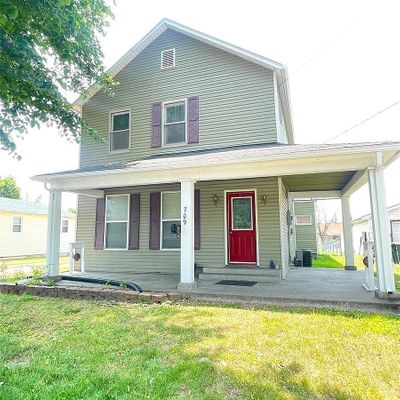 709 S Main St, Troy, IL 62294