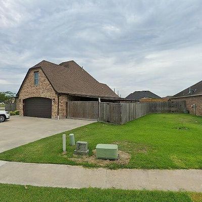 6598 Llano Ln, Lumberton, TX 77657