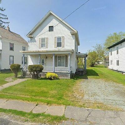 11 Adams St, Whitehall, NY 12887