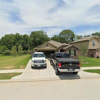 10138 Pine Trace Village Dr, Tomball, TX 77375