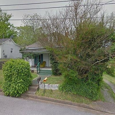 1306 School St, Columbia, TN 38401